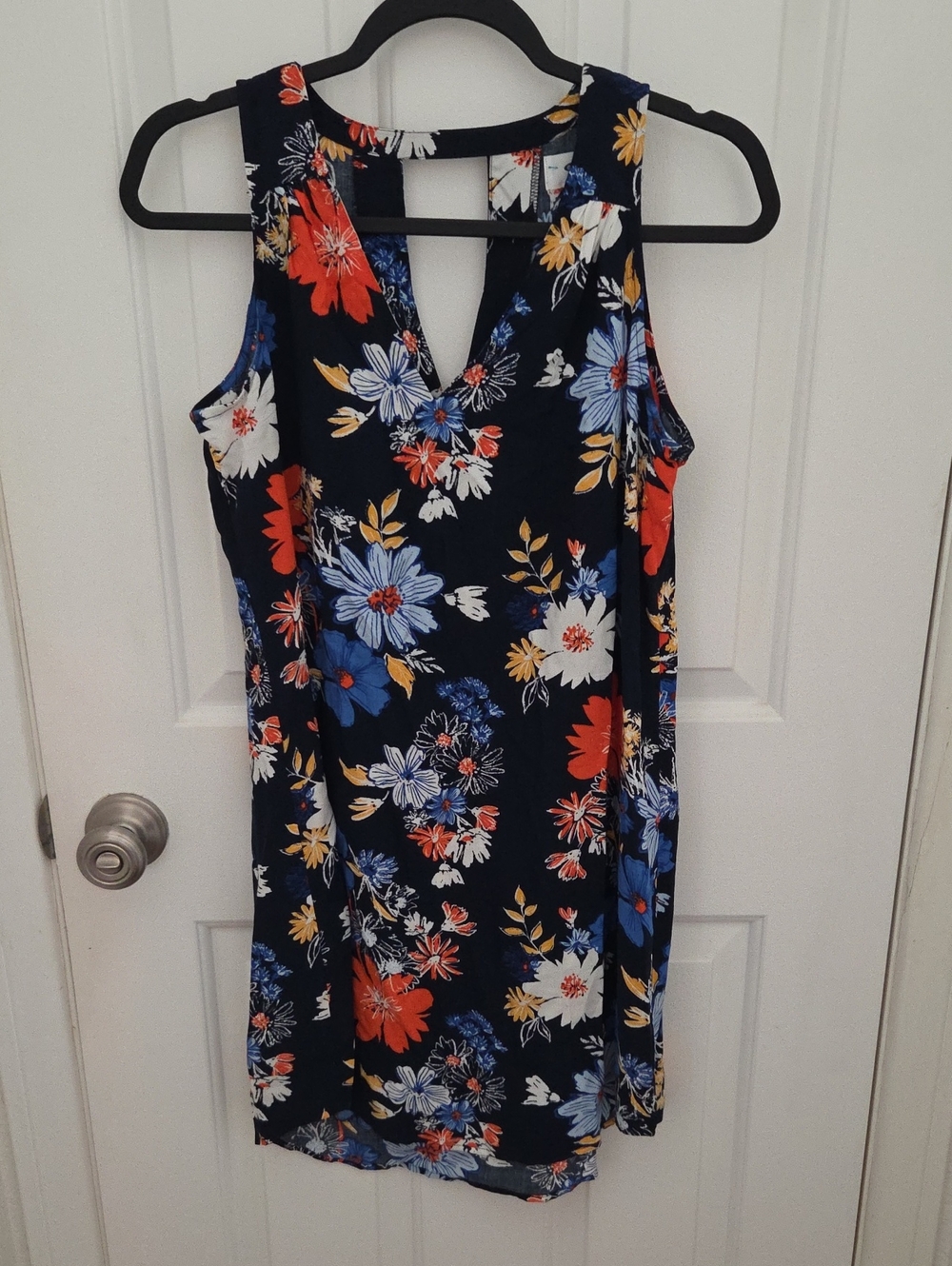 Old Navy Floral Sleeveless V-Neck Shift Dress Navy with Red, Blue & White Floral